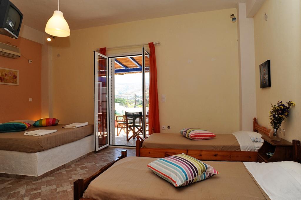 Pansion Andreas Apartment Tinos Island Bilik gambar